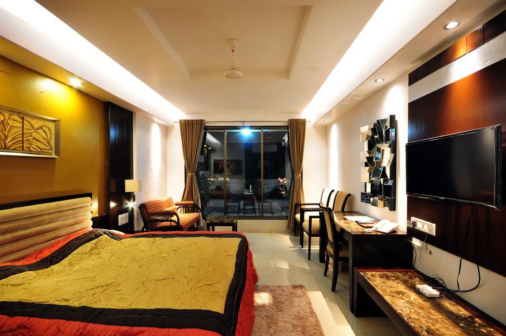 Hotel Surabhi Regency Ānand Pokój zdjęcie